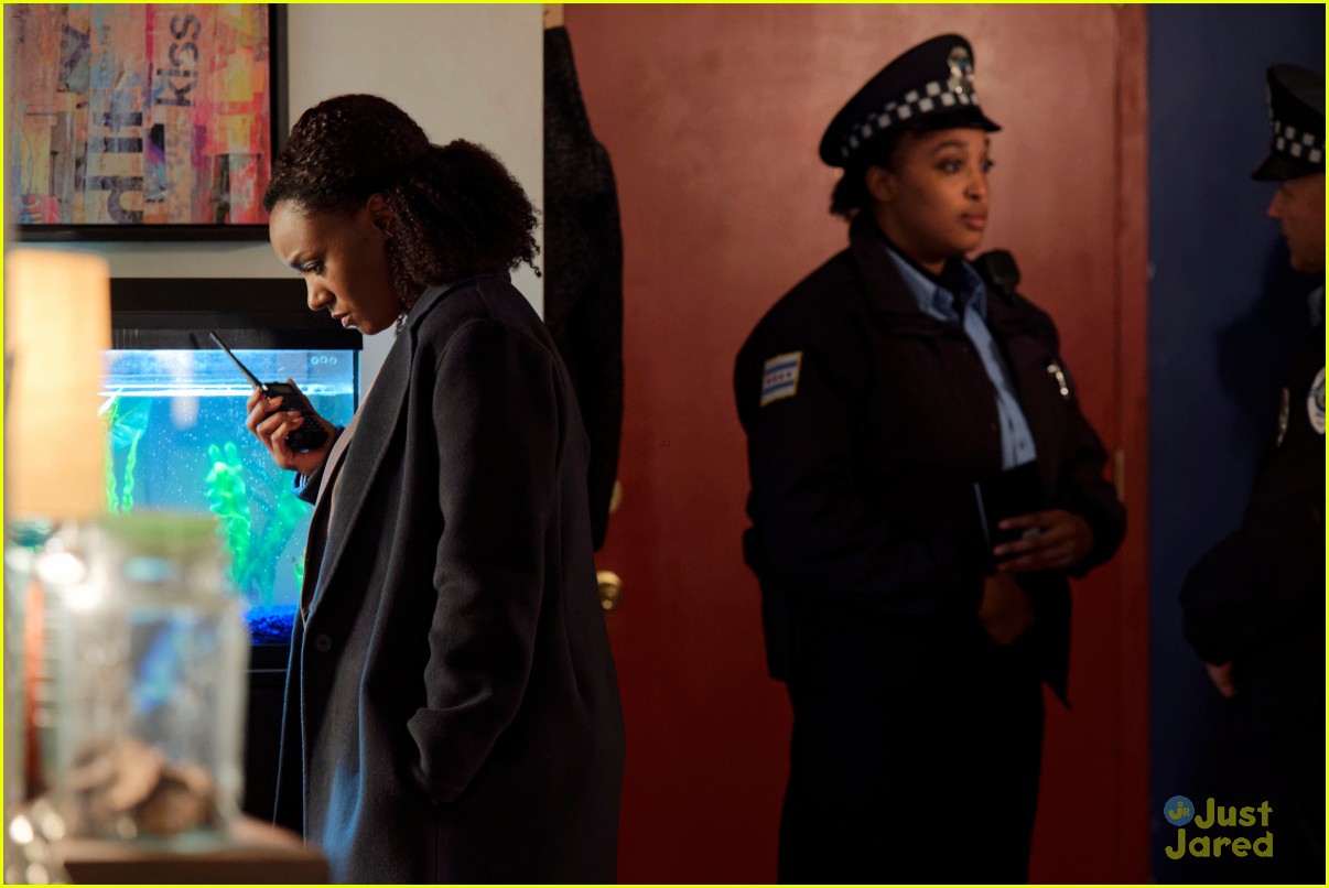 in dark stills pilot episode 13