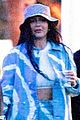 kylie jenner travis scott hold hands at coachella 2019 04