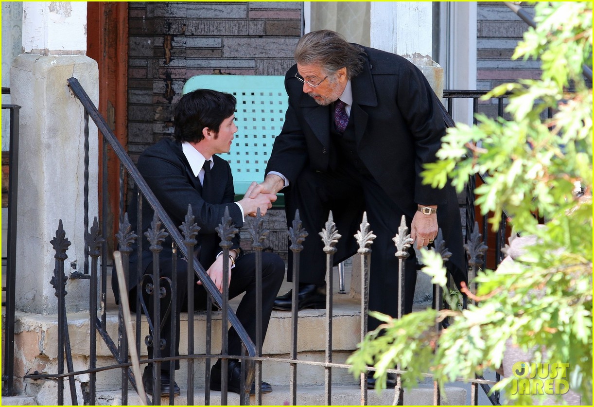 logan lerman face bruised scene with al pacino 04