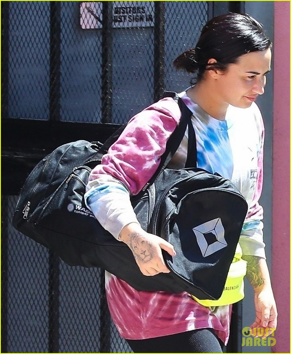 Full Sized Photo of demi lovato hits boxing gym in colorful tie dye t