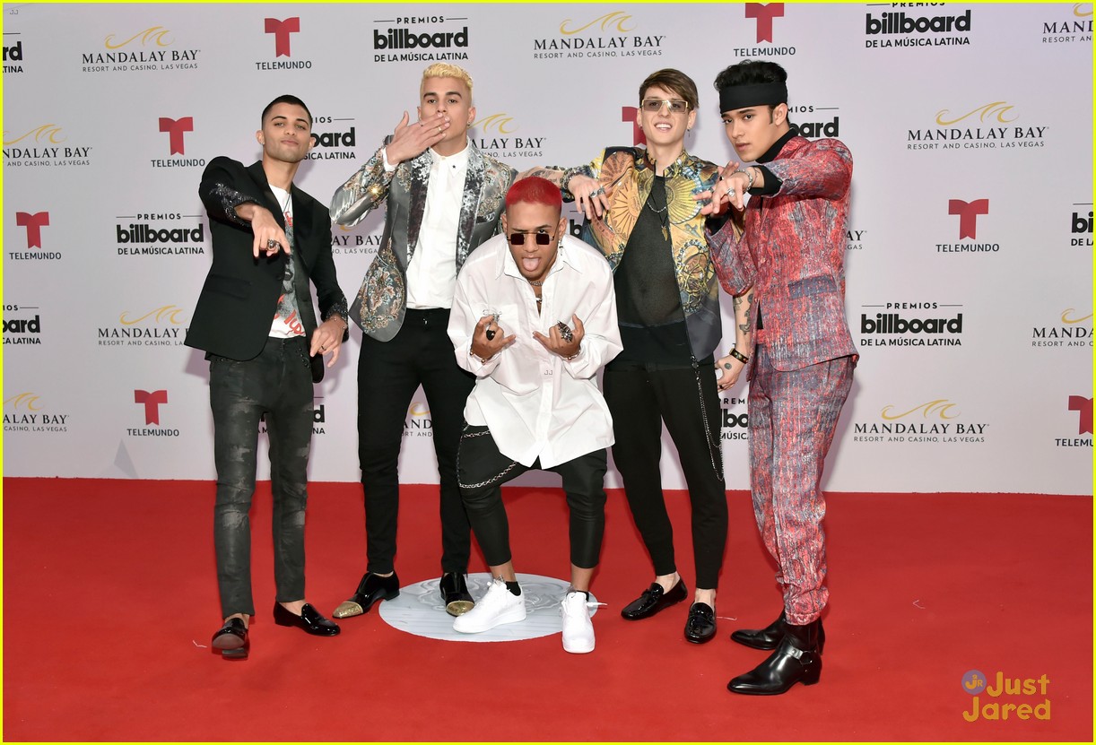 isabela moner cnco sofia reyes latin bbmas 06
