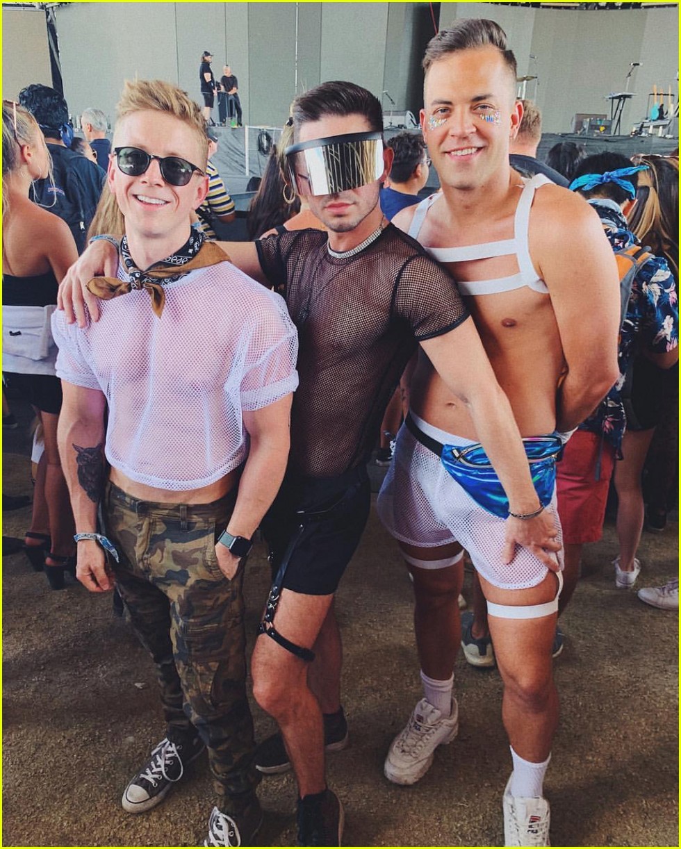 Tyler Oakley & Boyfriend Anthony Russo Share Great Photos from Coachella Weekend!: Photo 1229222 | 2019 Coachella Music Festival, Anthony Russo, Oakley Pictures | Just Jared Jr.