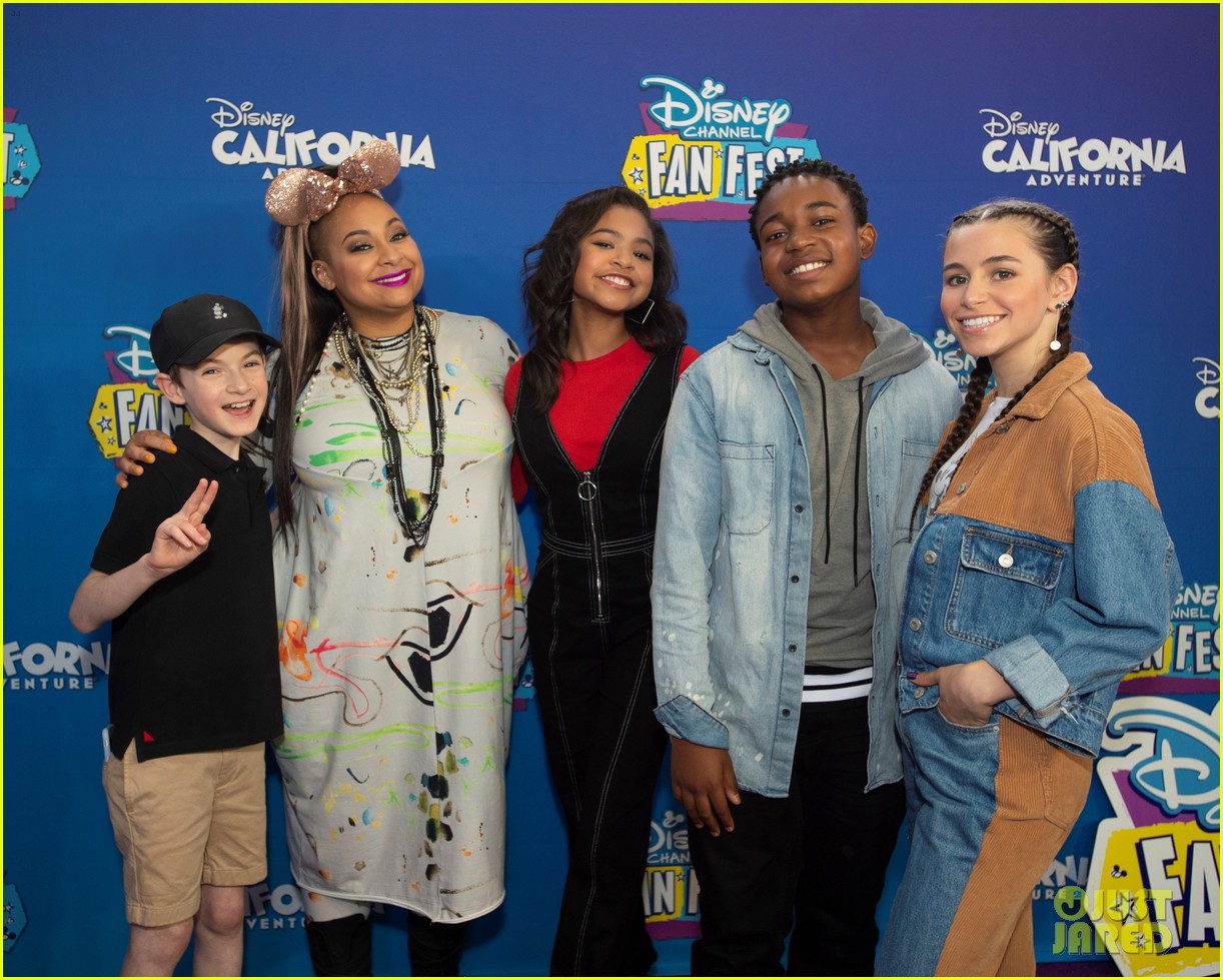 Navia Robinson & Sky Katz Bring 'Raven's Home' to Disney Channel Fan