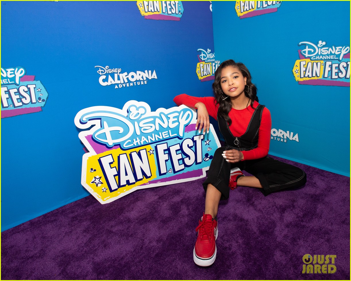 Navia Robinson & Sky Katz Bring 'Raven's Home' to Disney Channel Fan