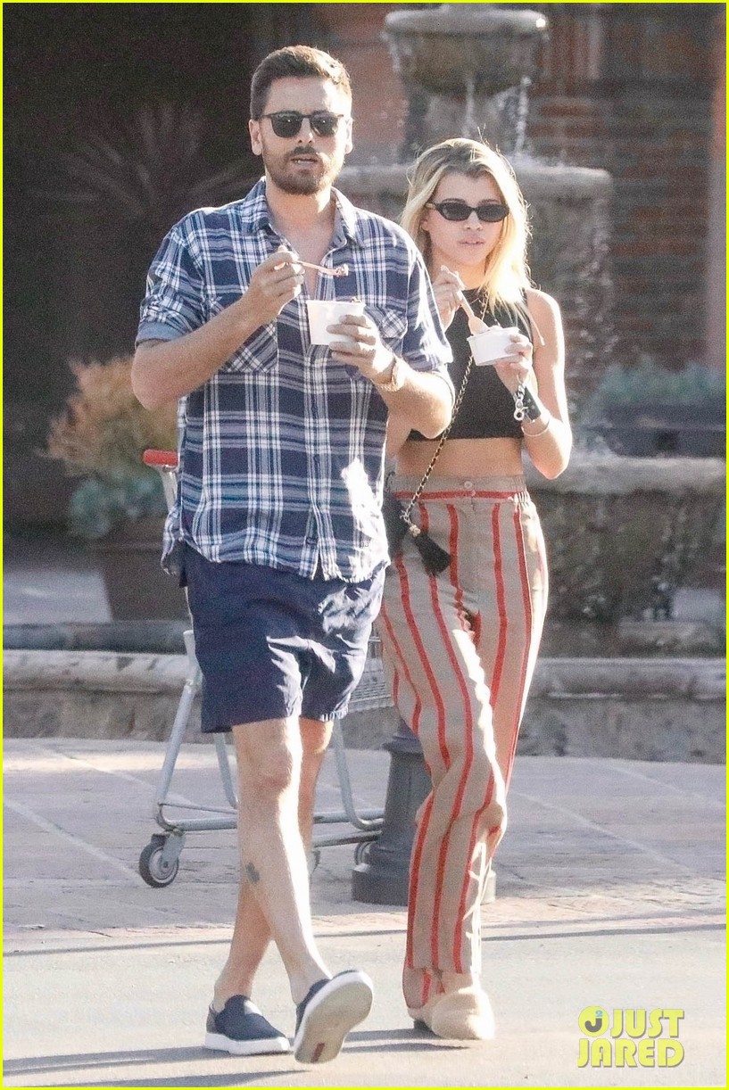 Sofia Richie And Scott Disick Have A Weekend Date Night Photo 1228746 Photo Gallery Just 4596