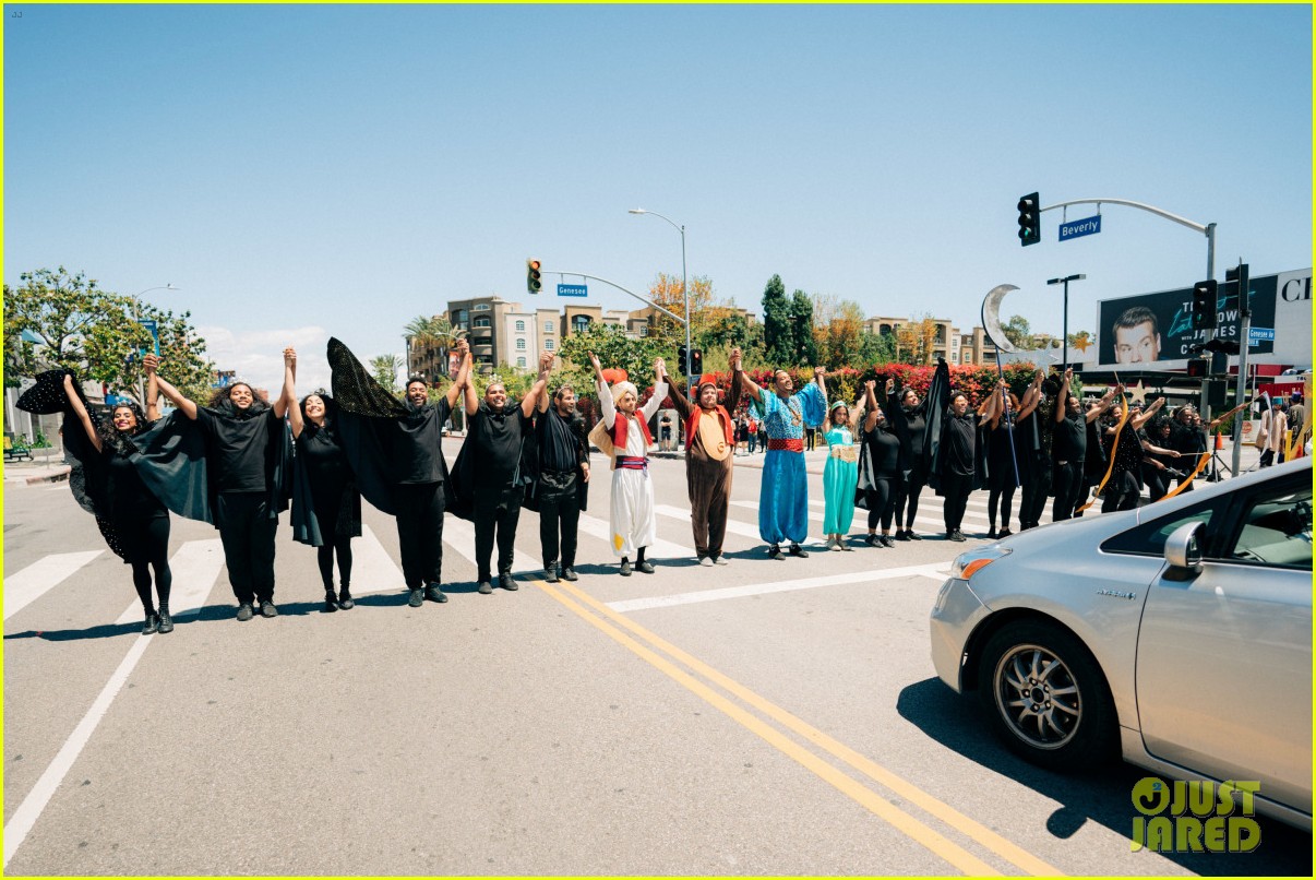 aladdin cast crosswalk musical video 11