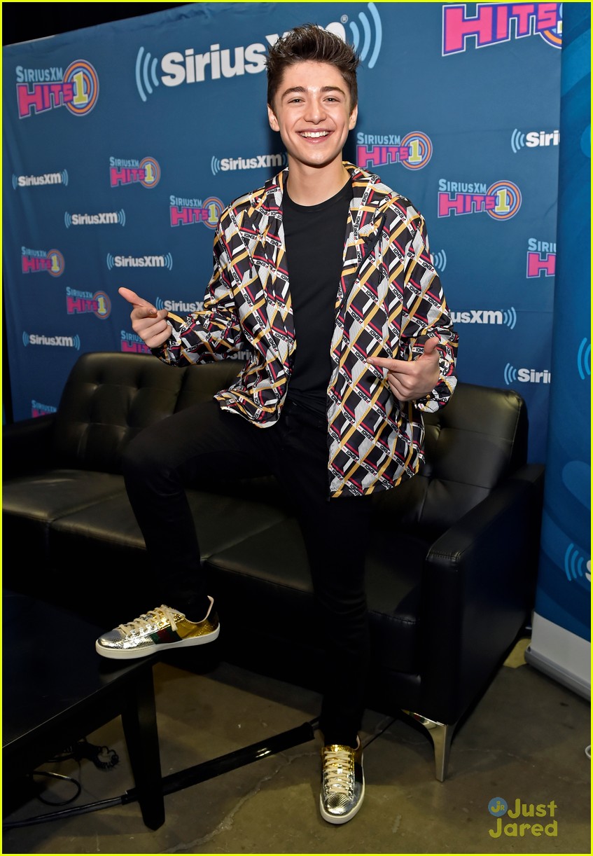 Asher Angel Swings By SirusXM Ahead of Presenting at BBMAs 2019 | Photo ...