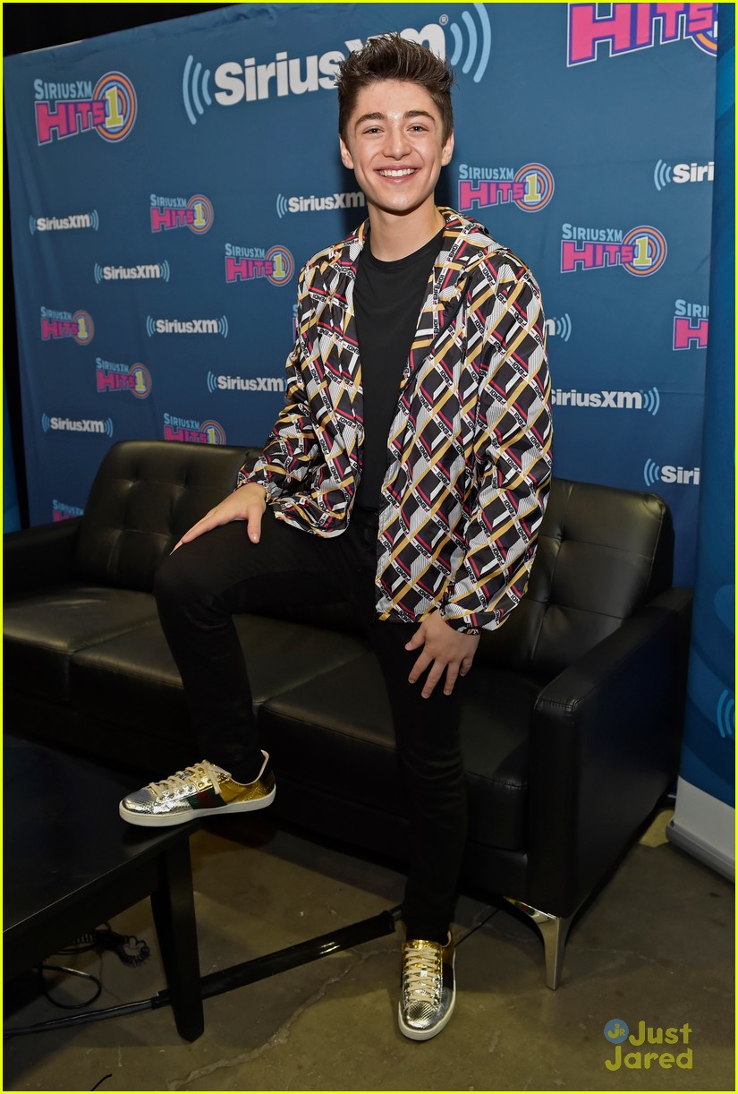 Asher Angel Swings By SirusXM Ahead of Presenting at BBMAs 2019 | Photo ...