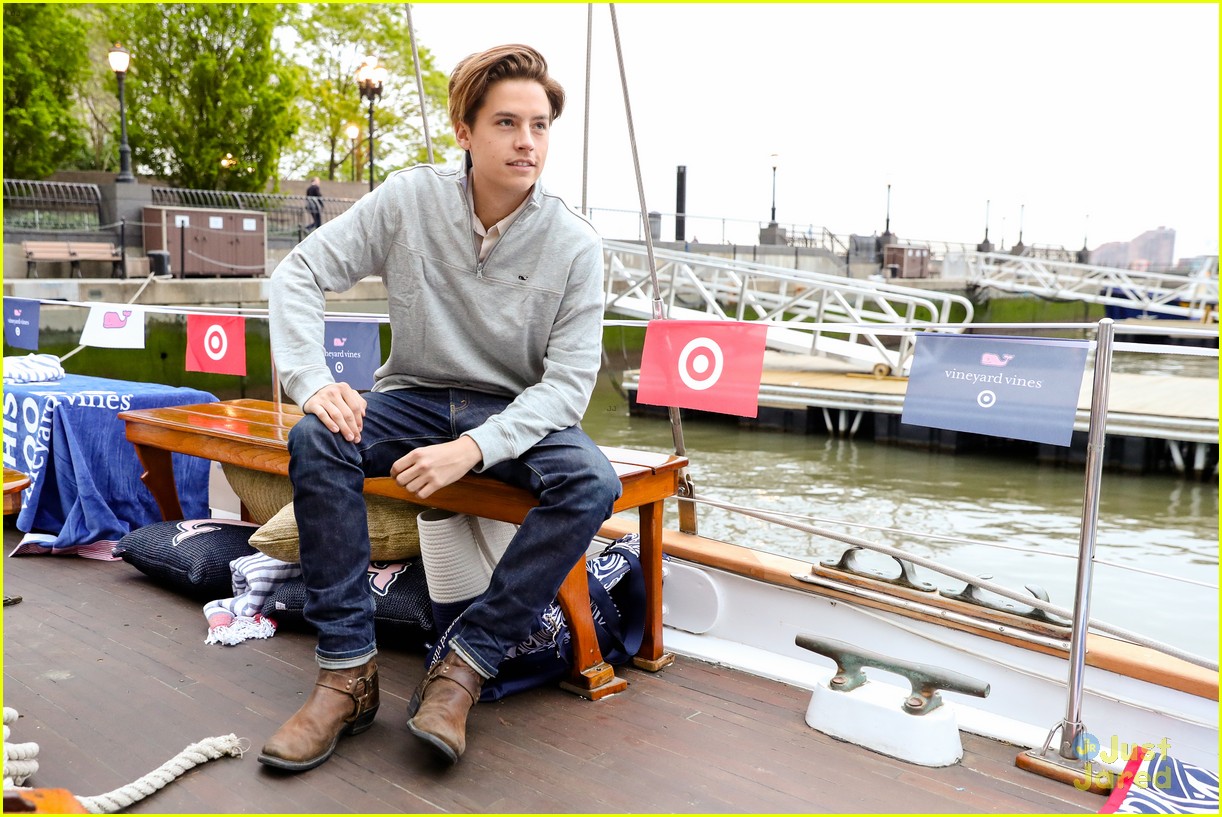 cole sprouse target event doug pug pics 13