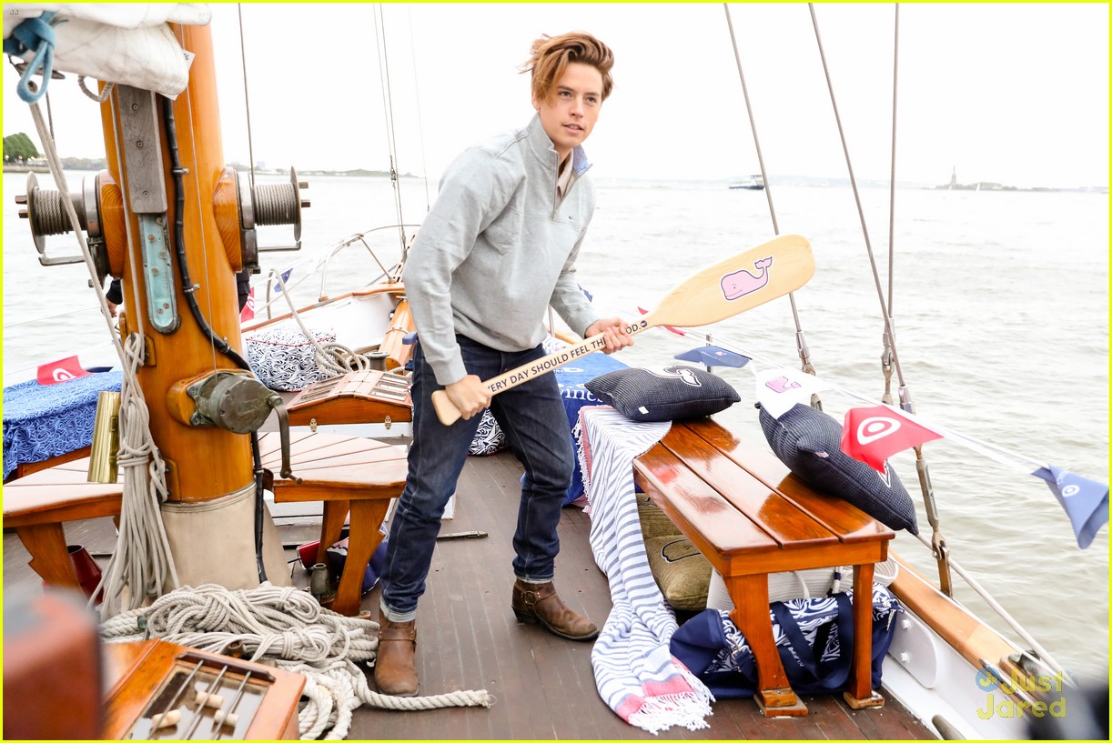 cole sprouse target event doug pug pics 14