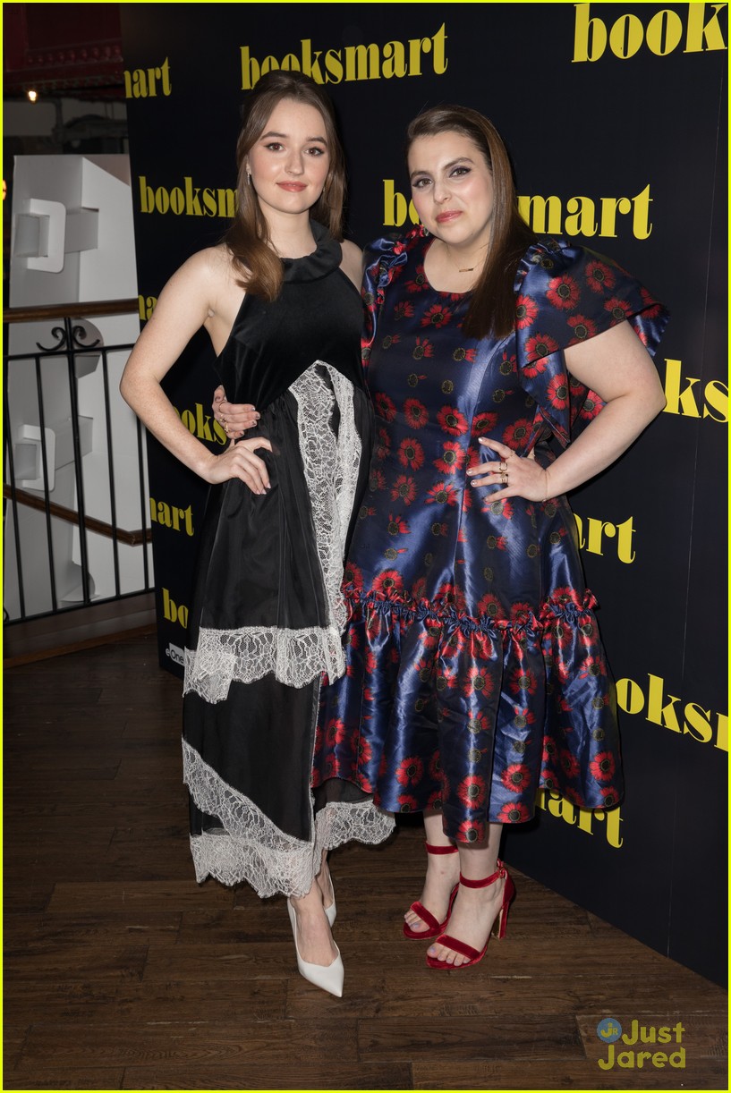 Full Sized Photo of kaitlyn dever beanie feldstein booksmart uk premiere 09 Kaitlyn Dever