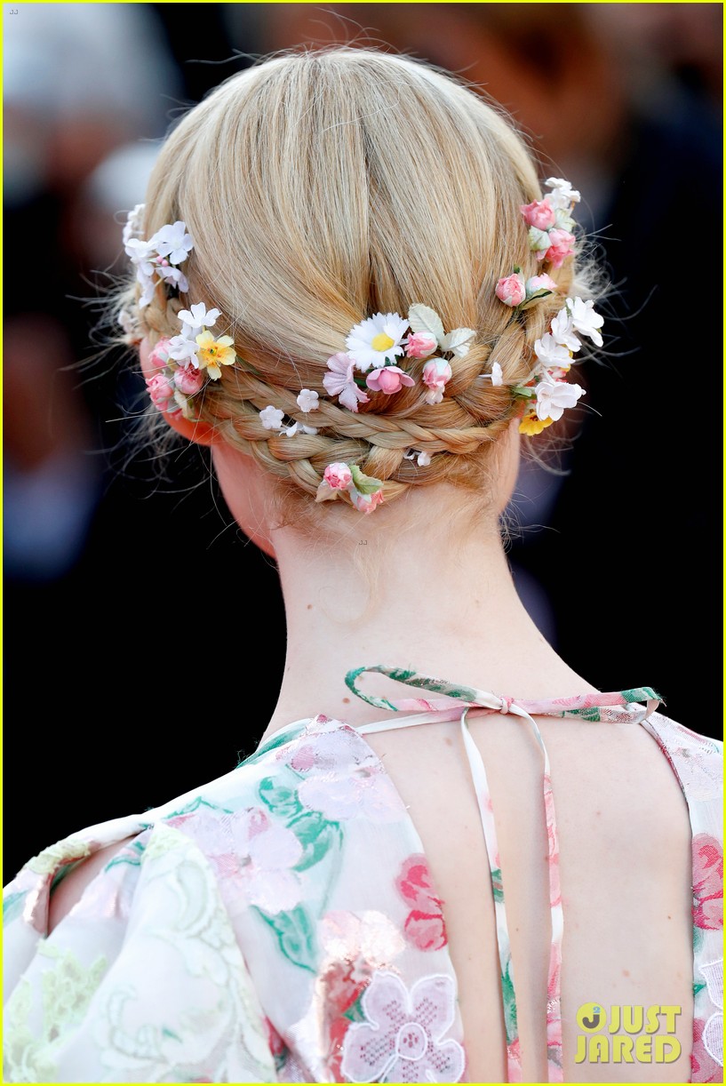 Full Sized Photo of elle fanning floral gown cannes les mis premiere 02