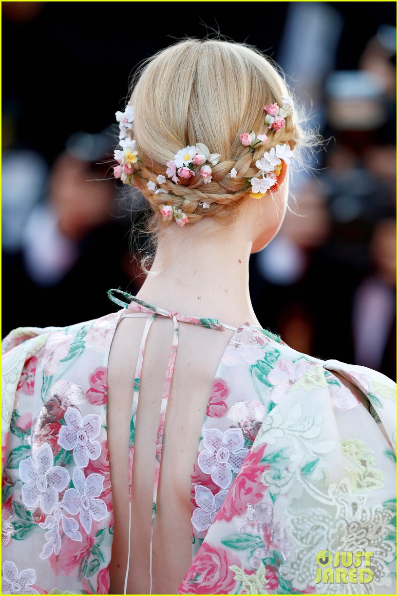 elle fanning floral gown cannes les mis premiere 22