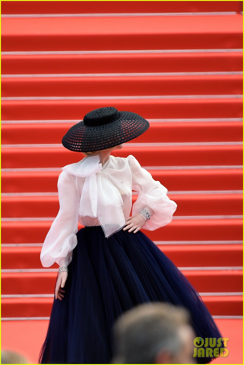 Dakota Fanning Looked Regal in Giorgio Armani Prive at Cannes Film