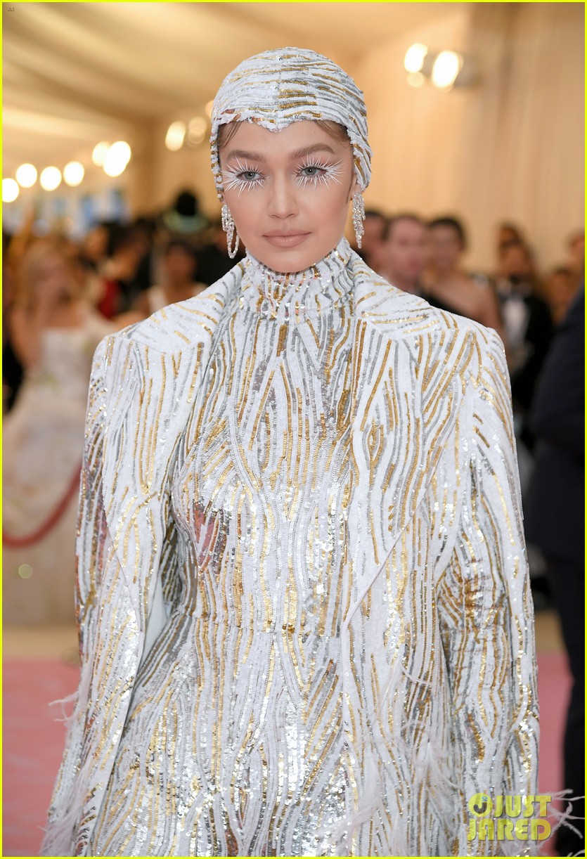 Full Sized Photo of gigi hadid met gala 2019 15 | Gigi Hadid Looks