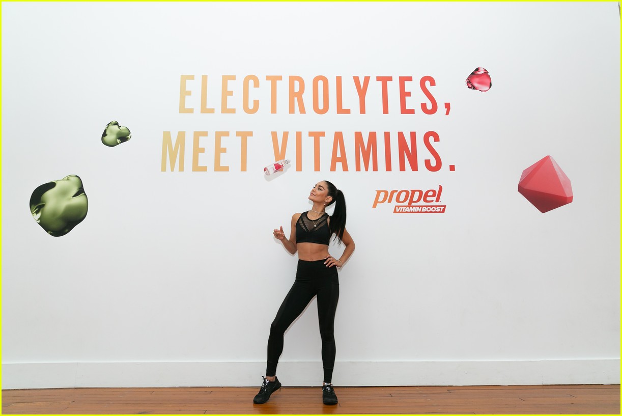 Vanessa Hudgens Shows Off Her Abs at Propel Vitamin Boost Event | Photo