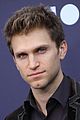 keegan allen paints toe nails to bring awareness to childrens tumor foundation 02