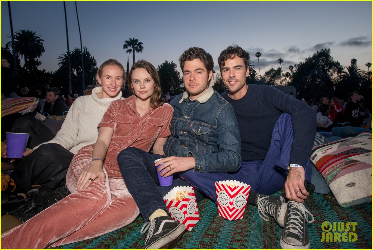 lili reinhart tommy dorfman legally blonde cinespia 15