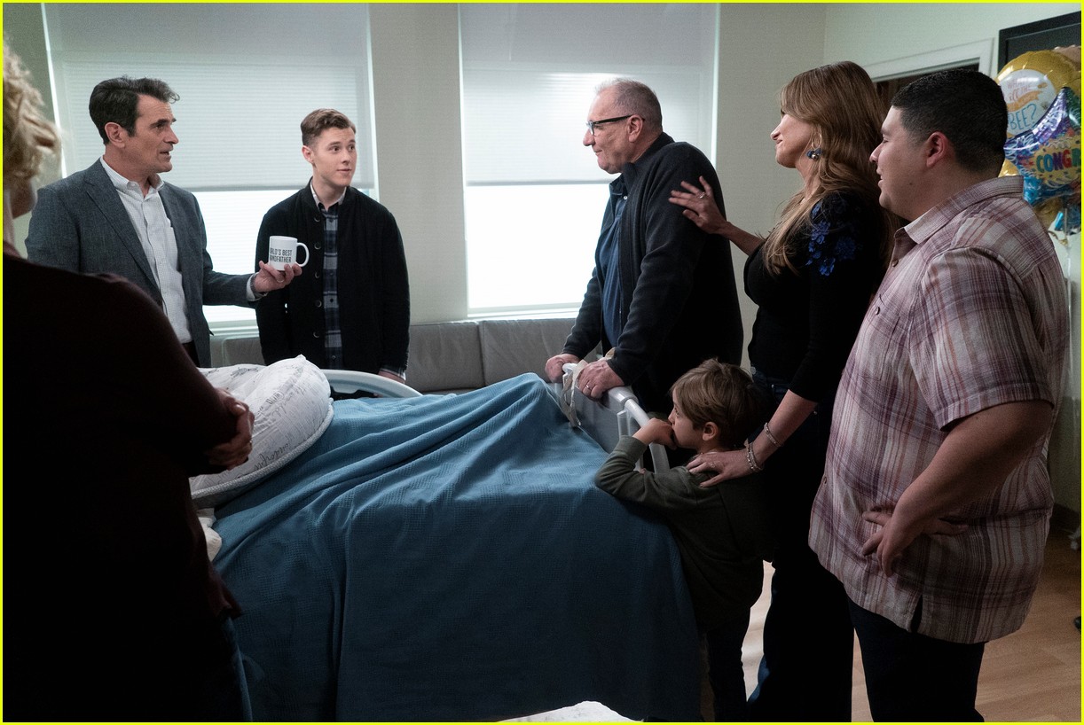 modern family kids remind us its the second to last sesaon finale 01