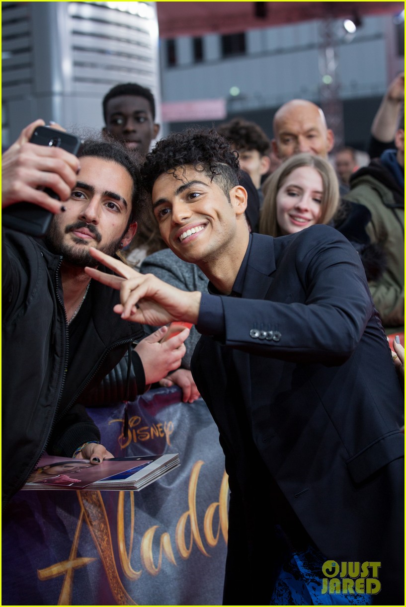 Full Sized Photo Of Will Smith Mena Massoud Naomi Scott Aladdin Premiere Berlin 19 Naomi Scott 