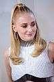 sophie turner auditory thing xmen fan photocall 32