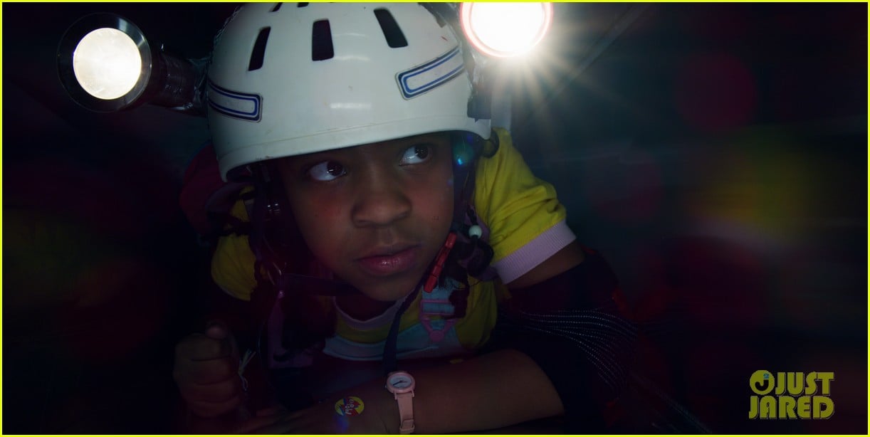 stranger things s3 teaser billy1 06