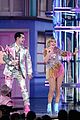 taylor swift and brendon urie perform me at billboard music awards 2019 02