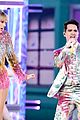taylor swift and brendon urie perform me at billboard music awards 2019 17