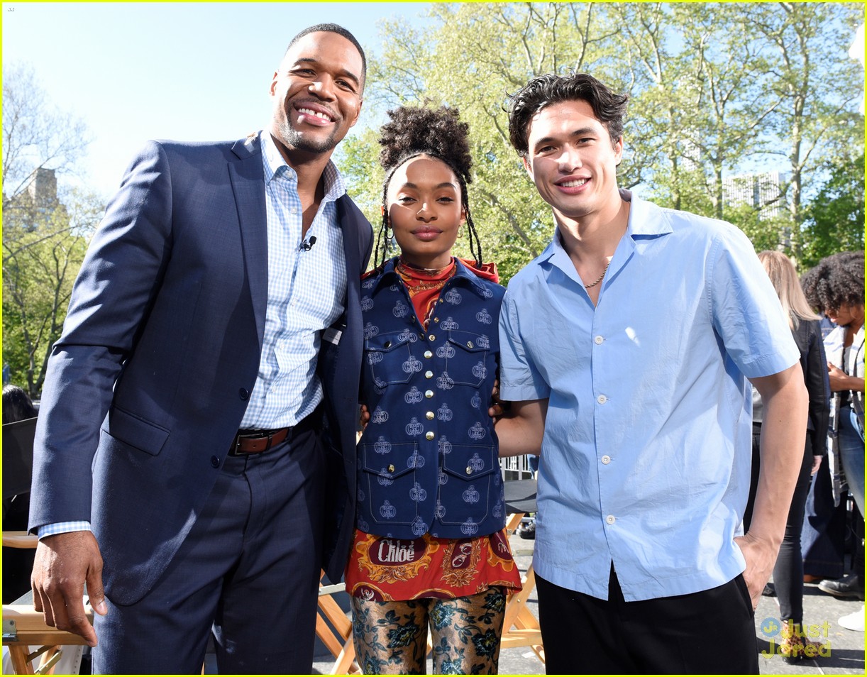 yara shahidi charles melton gma appearance 02