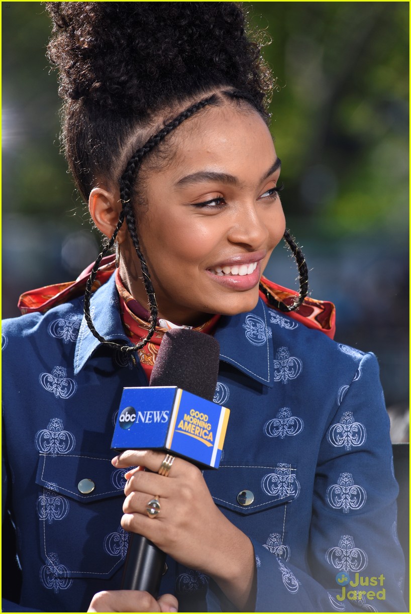 yara shahidi charles melton gma appearance 05