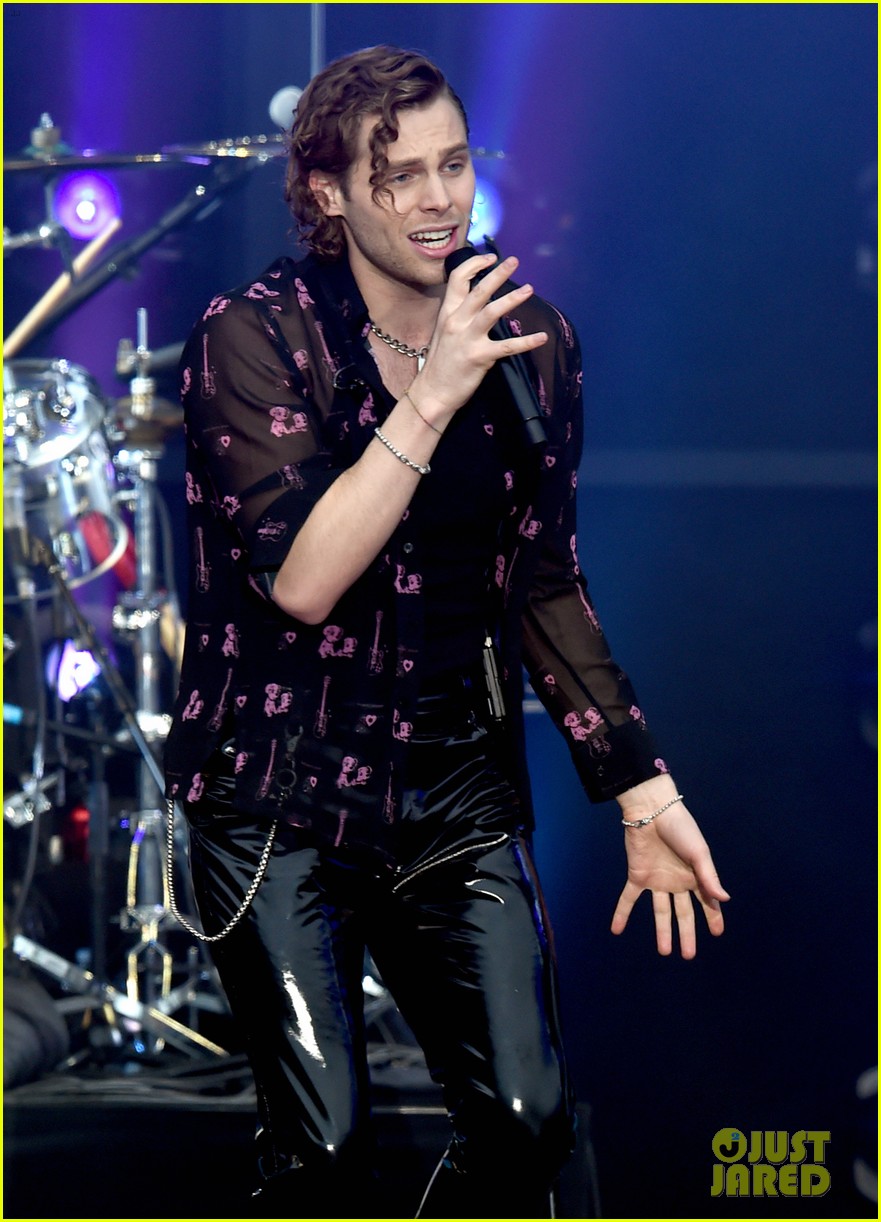 5 seconds of summer wango tango 2019 13
