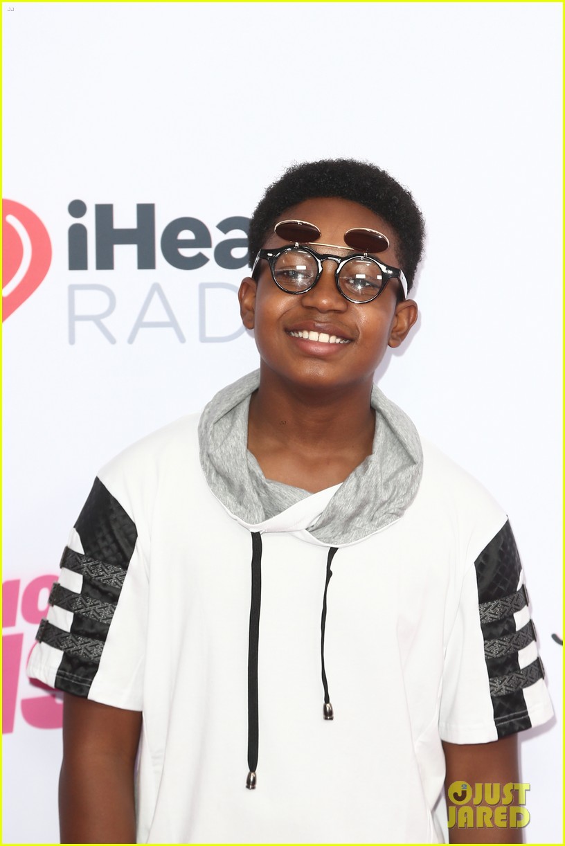 Full Sized Photo of asher angel lizzy greene wango tango fest 2019 16