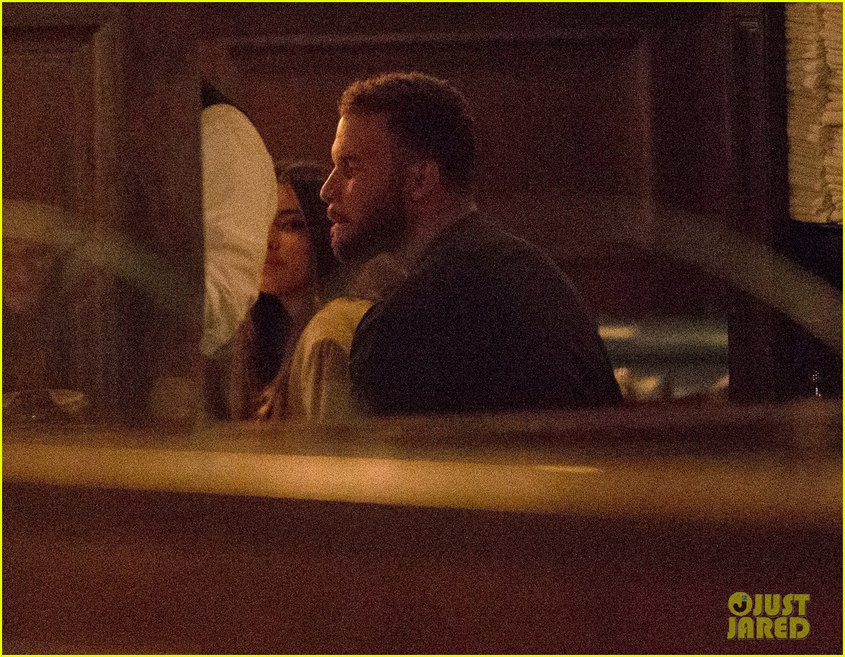 Full Sized Photo of madison beer dines out blake griffin craigs 02