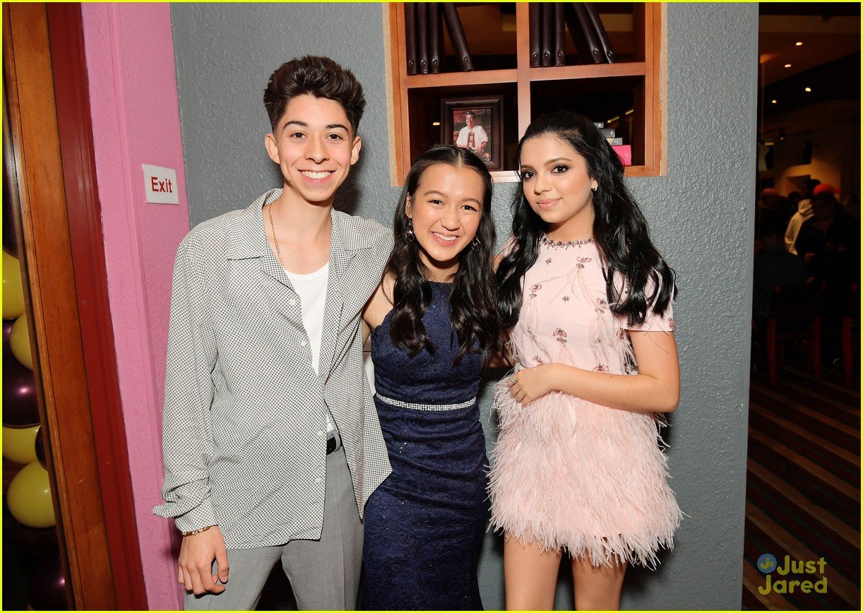 cree cicchino fabrizio maria mr iglesias netflix premiere 23