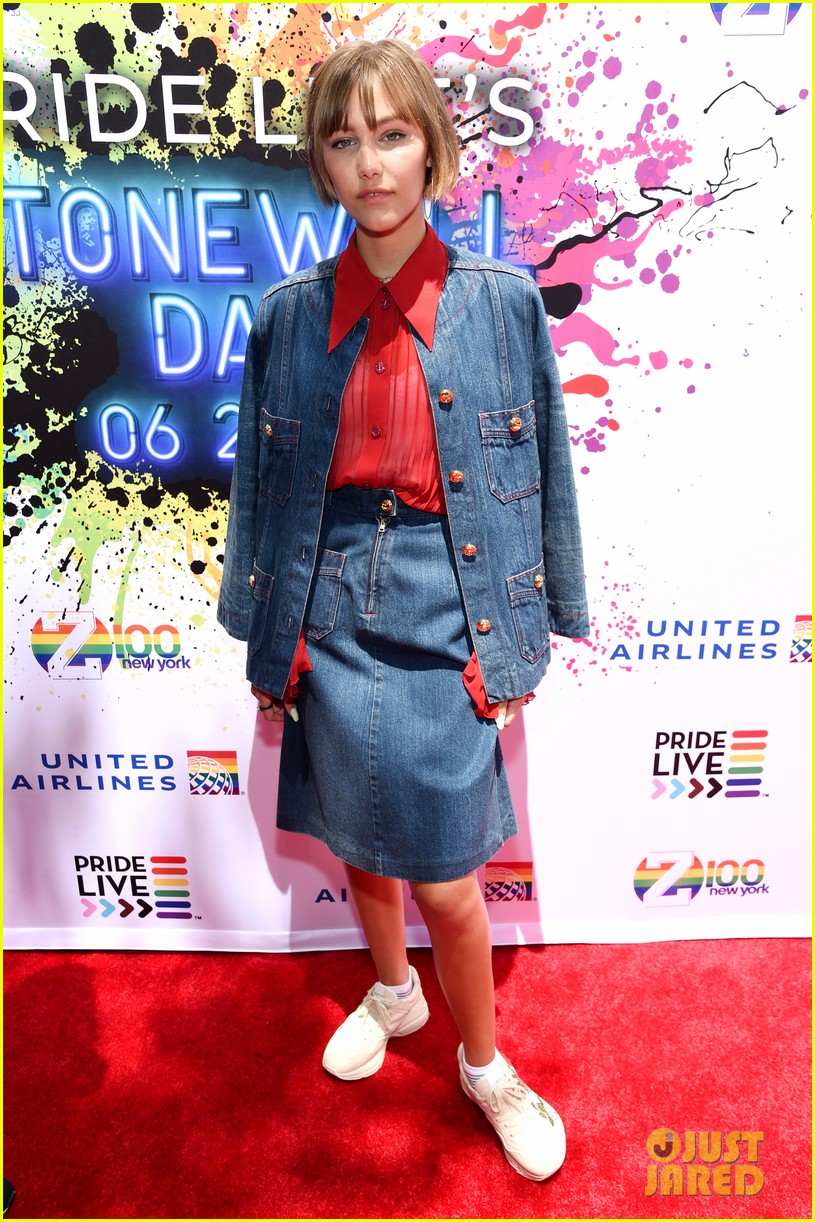 Grace Vanderwaal Performs New Single Ur So Beautiful At Stonewall Concert Photo 1245237 