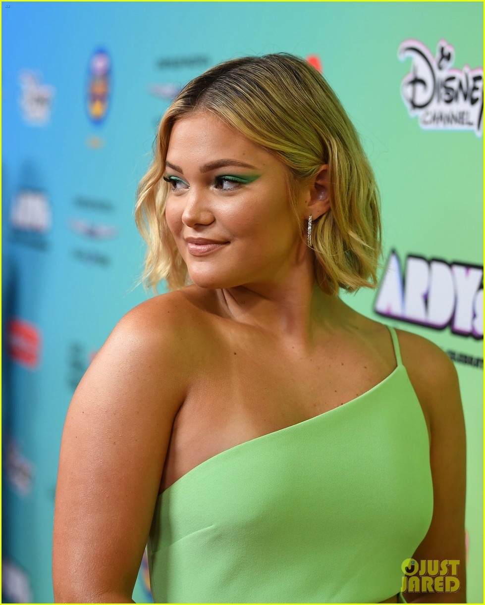 Olivia Holt Rocks Cut Out Dress to ARDYs 2019 | Photo 1242923 - Photo