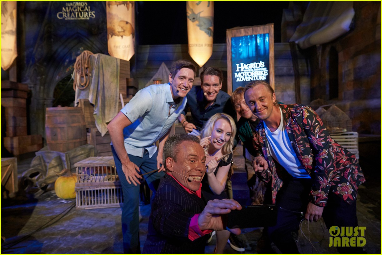 tom rupert phelps evanna hp hagrid event 02