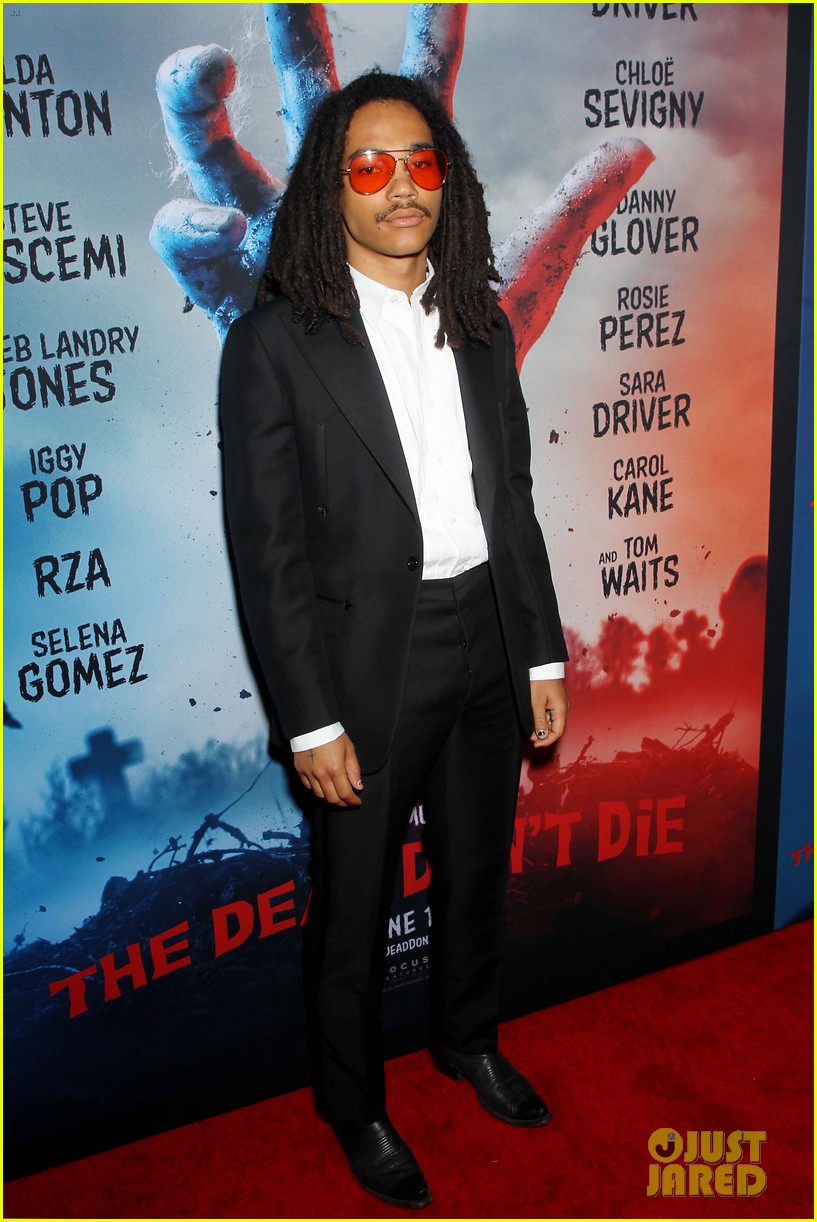 Full Sized Photo of vanessa hudgens austin butler the dead dont die