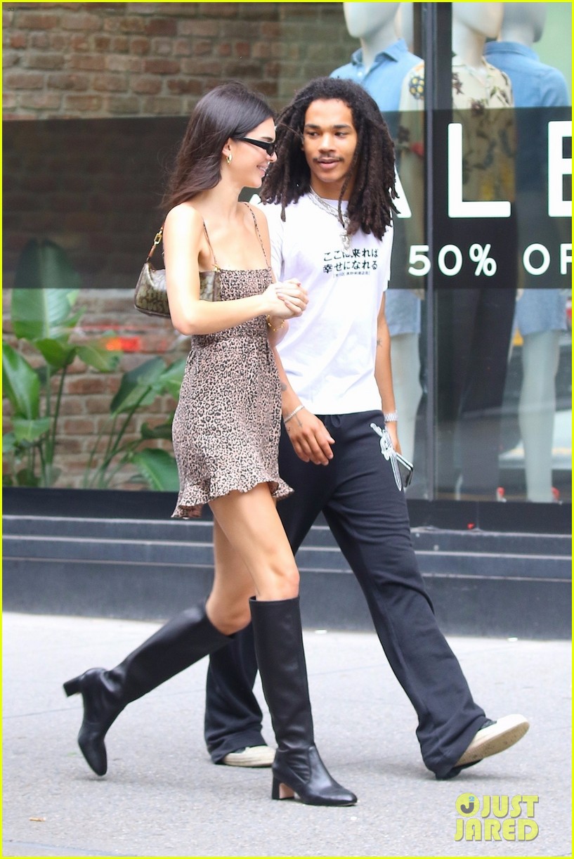 kendall jenner luka sabbat stroll nyc 01