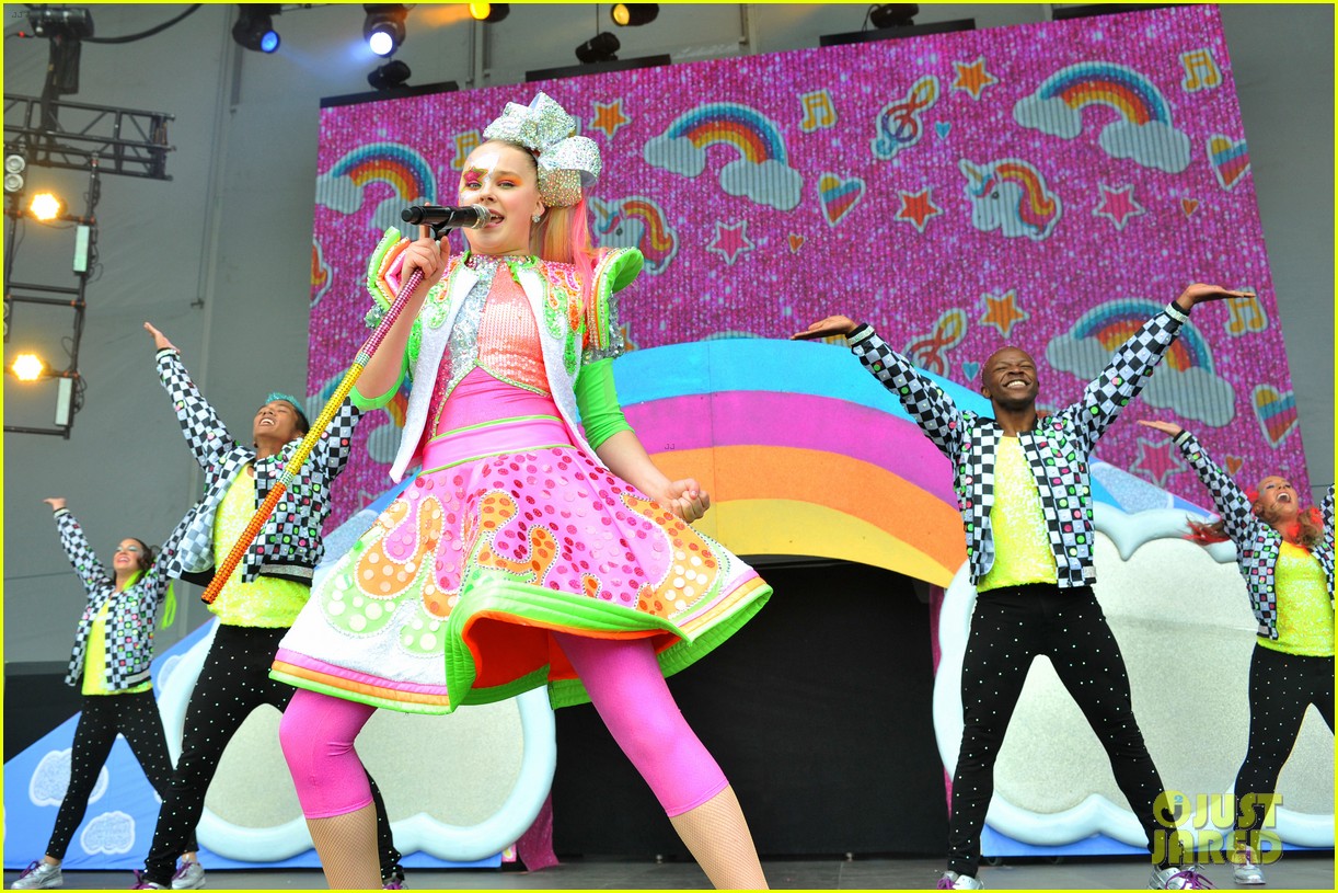 JoJo Siwa Owns the Stage at Nickelodeon Slimefest!: Photo 1241314