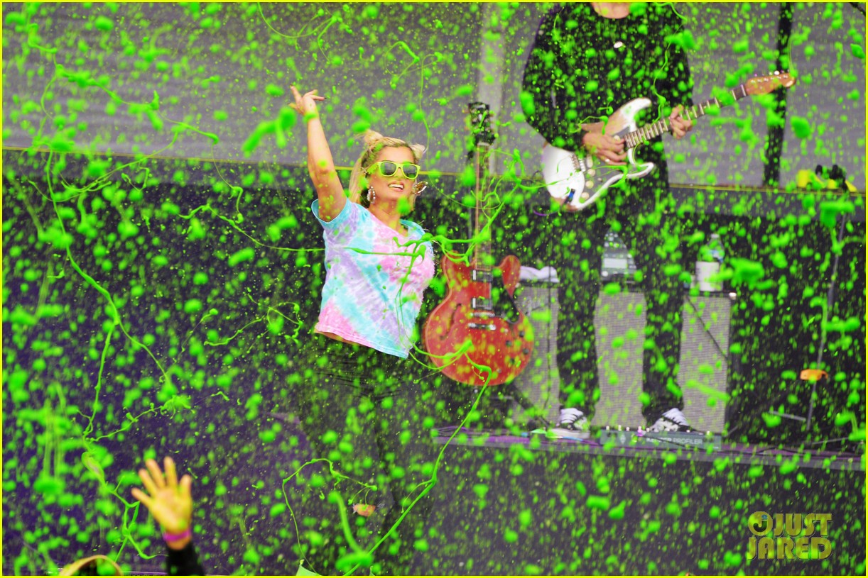 JoJo Siwa Owns the Stage at Nickelodeon Slimefest!: Photo 1241314