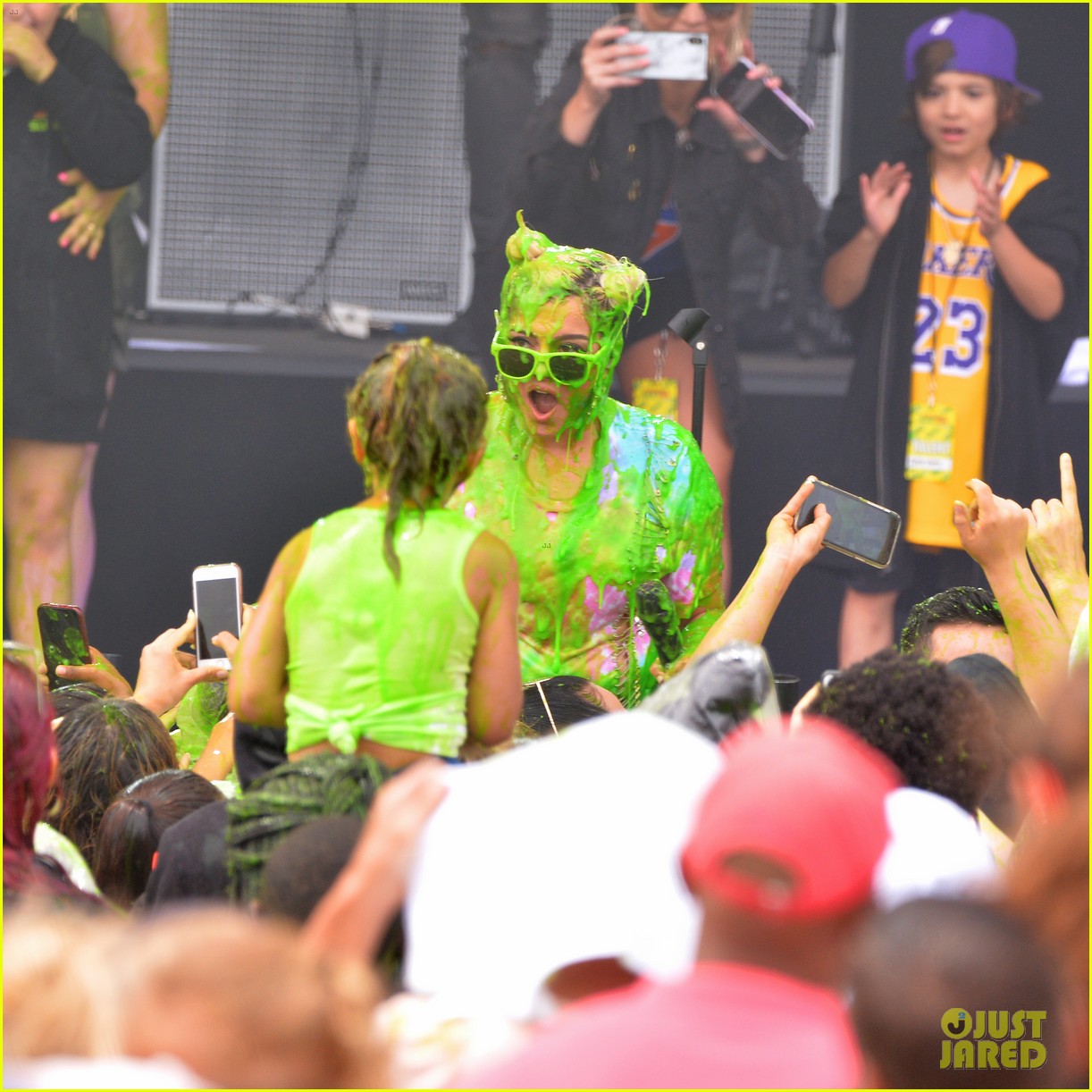 JoJo Siwa Owns the Stage at Nickelodeon Slimefest!: Photo 1241314