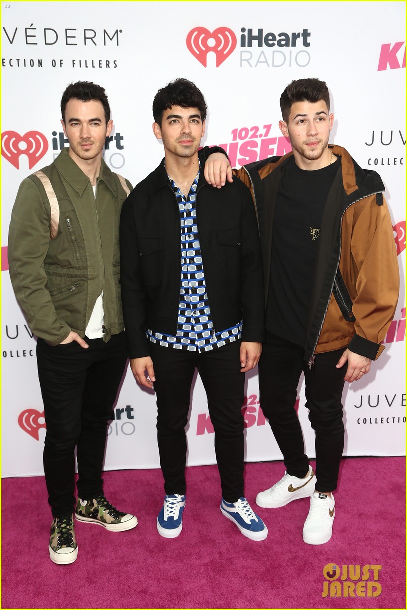 jonas brothers rock out for wango tango 2019 07