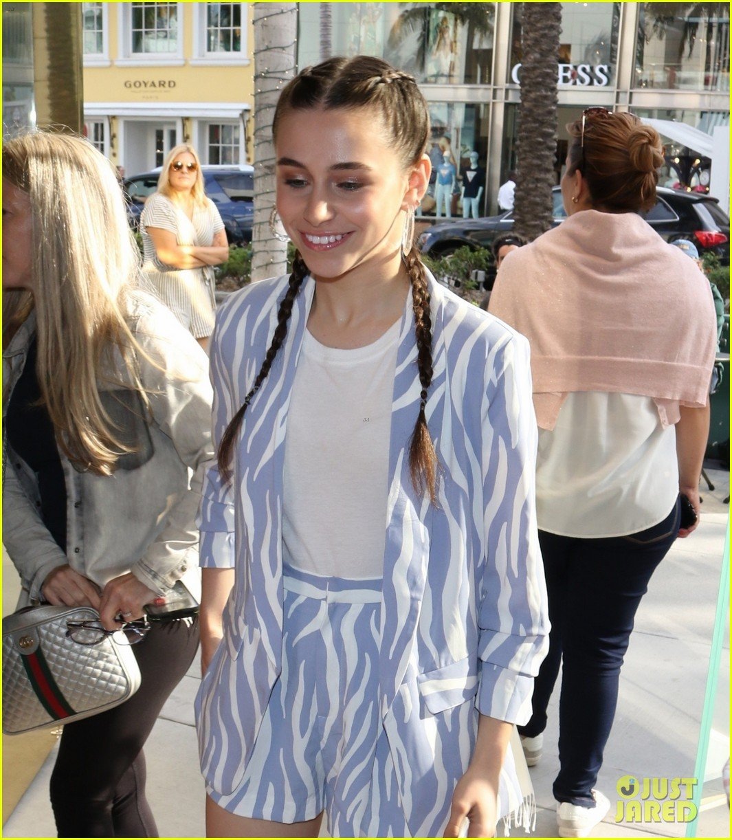 Albums 104+ Wallpaper Savannah La Rain And Sky Katz Stunning