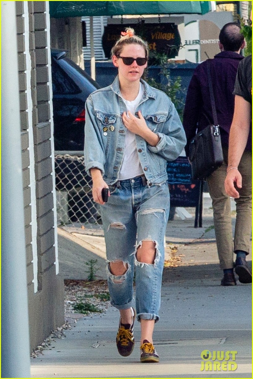 Full Sized Photo of kristen stewart spends more time with ex stella ...