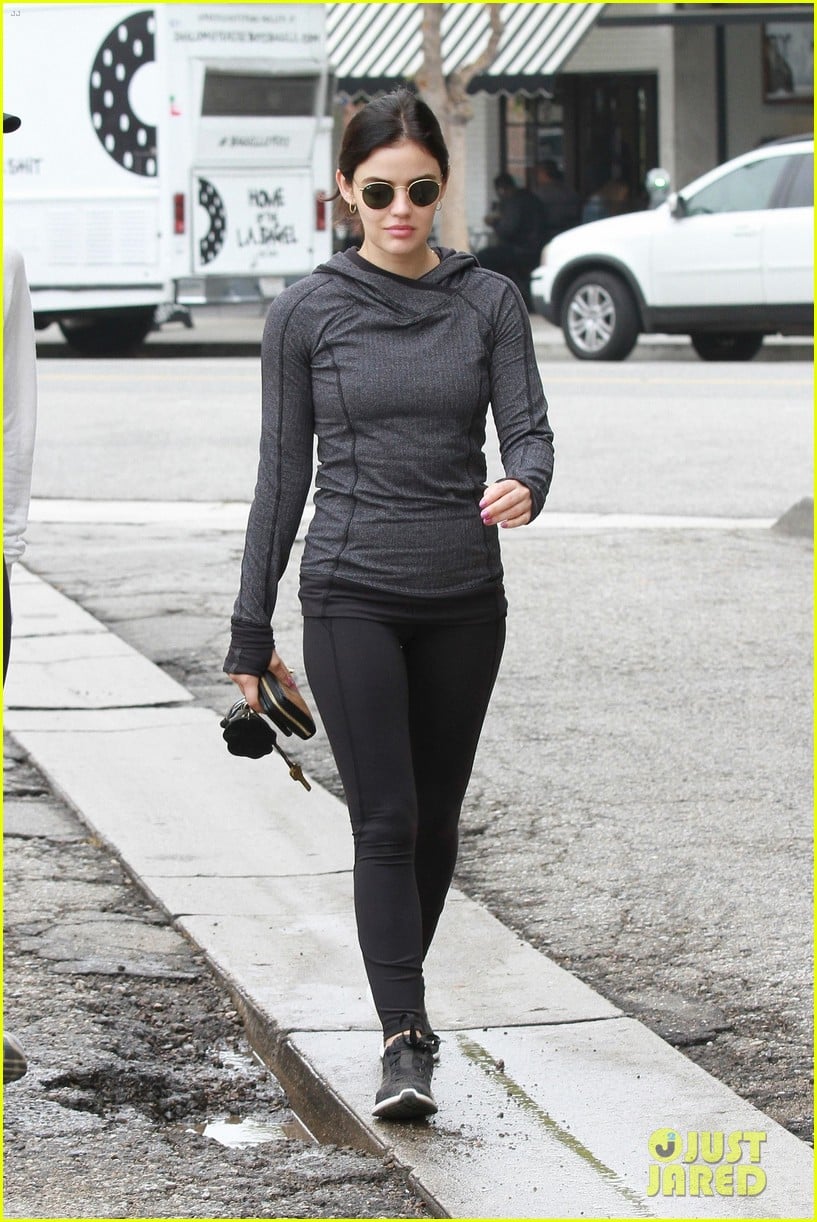 lucy hale workout week in la 03