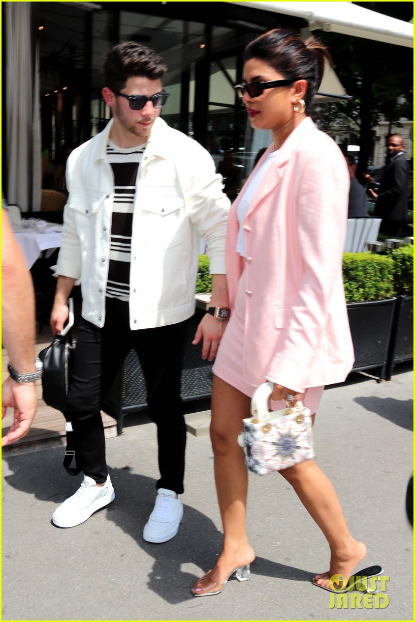 Nick Jonas & Priyanka Chopra Go Shopping at Dior in Paris: Photo 1244531, Nick Jonas, Priyanka Chopra Pictures