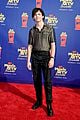 ross lynch kiernan shipka mtv movie tv awards 02