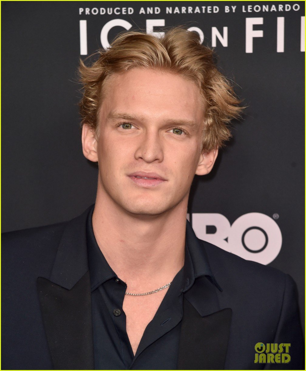 Cody Simpson Looks Dashing at the Premiere of Leonardo DiCaprio's New ...