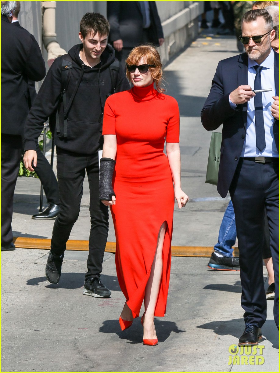 sophie turner dark phoenix cast kimmel appearance 05